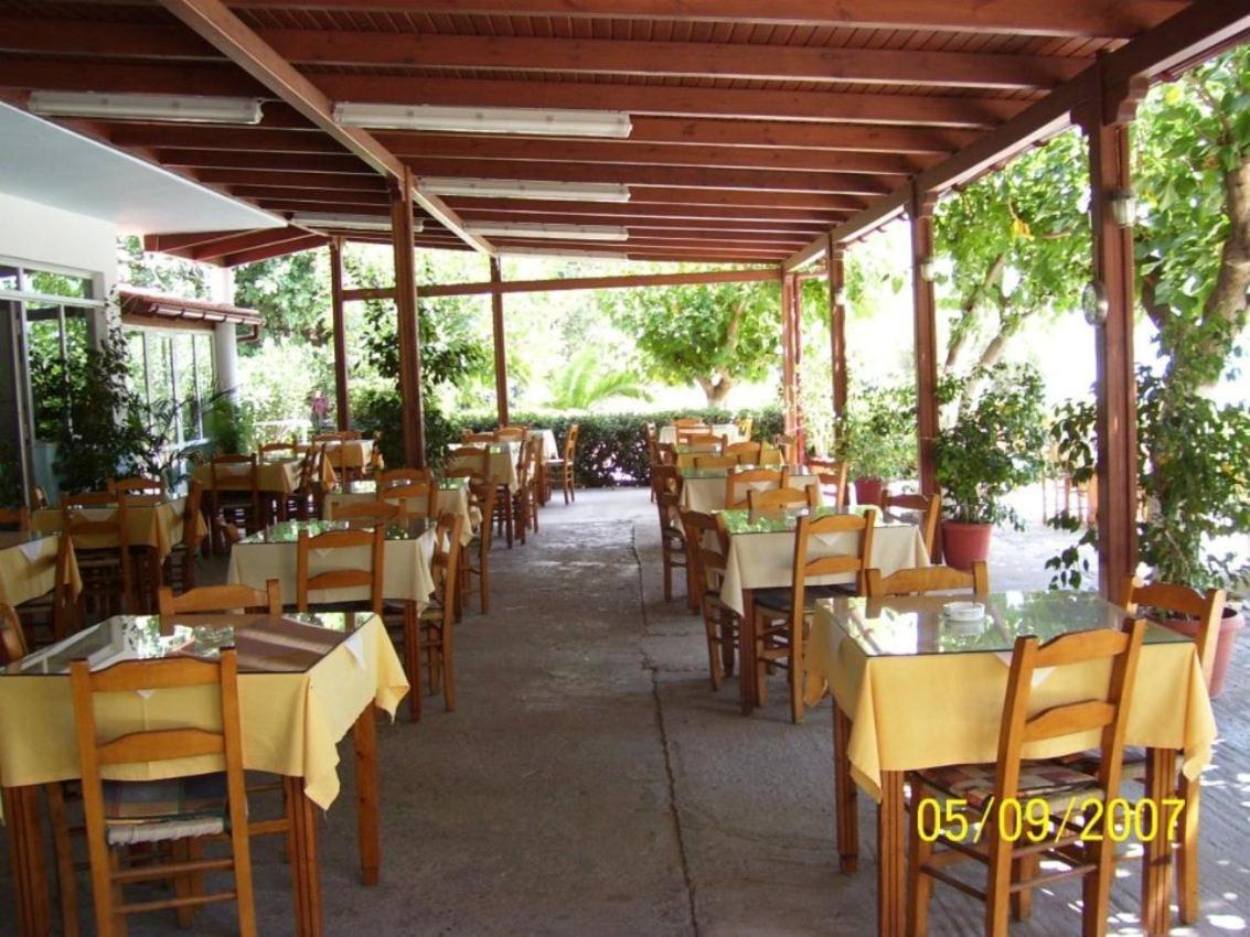 Nikos & Anna Rooms โรดาคิโน ภายนอก รูปภาพ